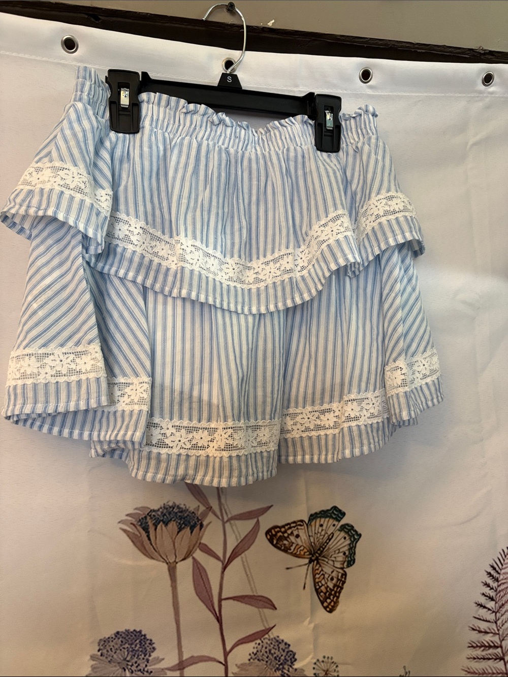 wild fable Light Blue and White Striped Ruffle Lace Mini Skort - Picture 2 of 5